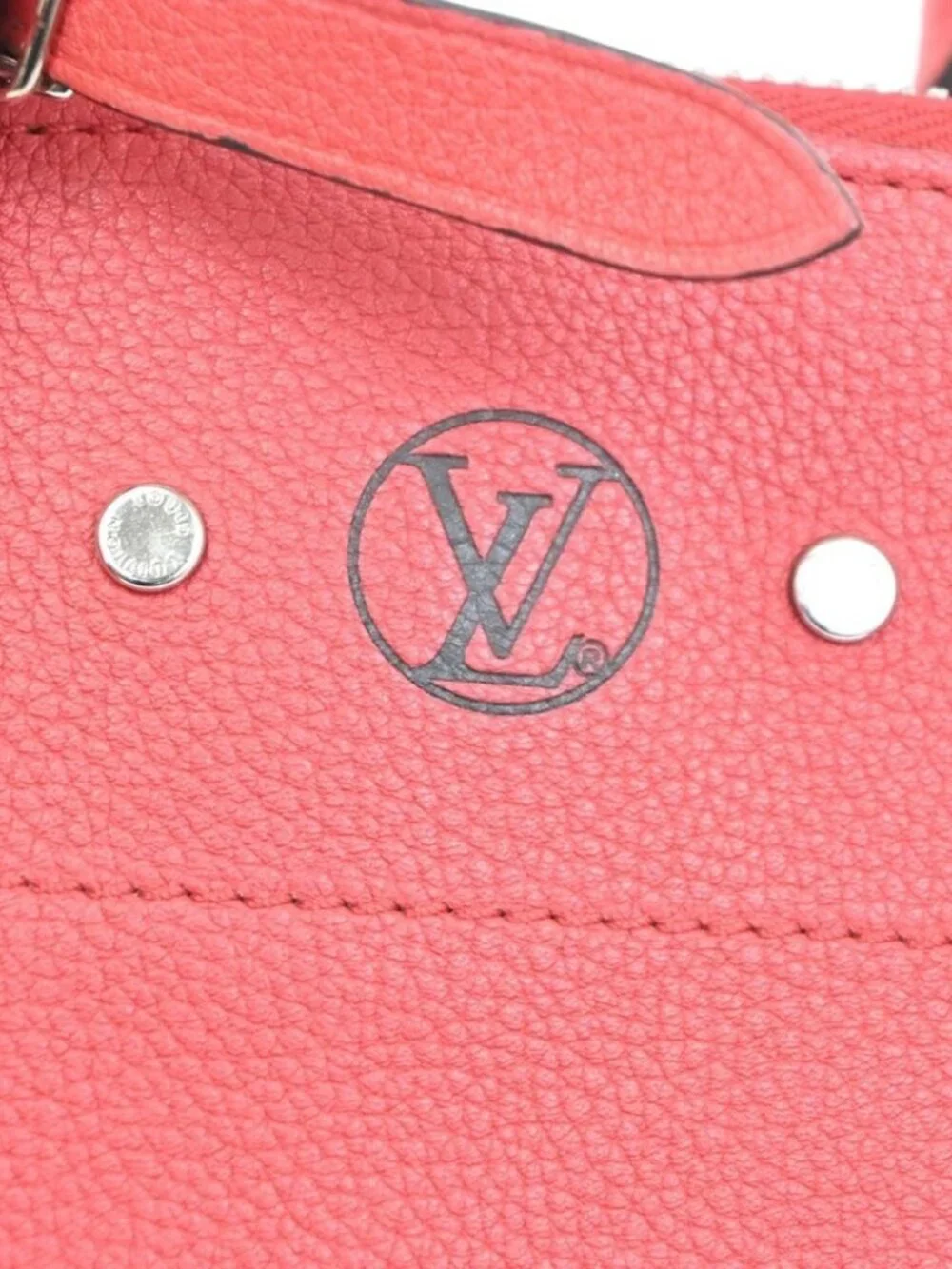 Louis Vuitton please check